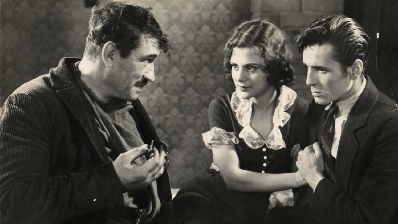 While Paris Sleeps Film Park Circus